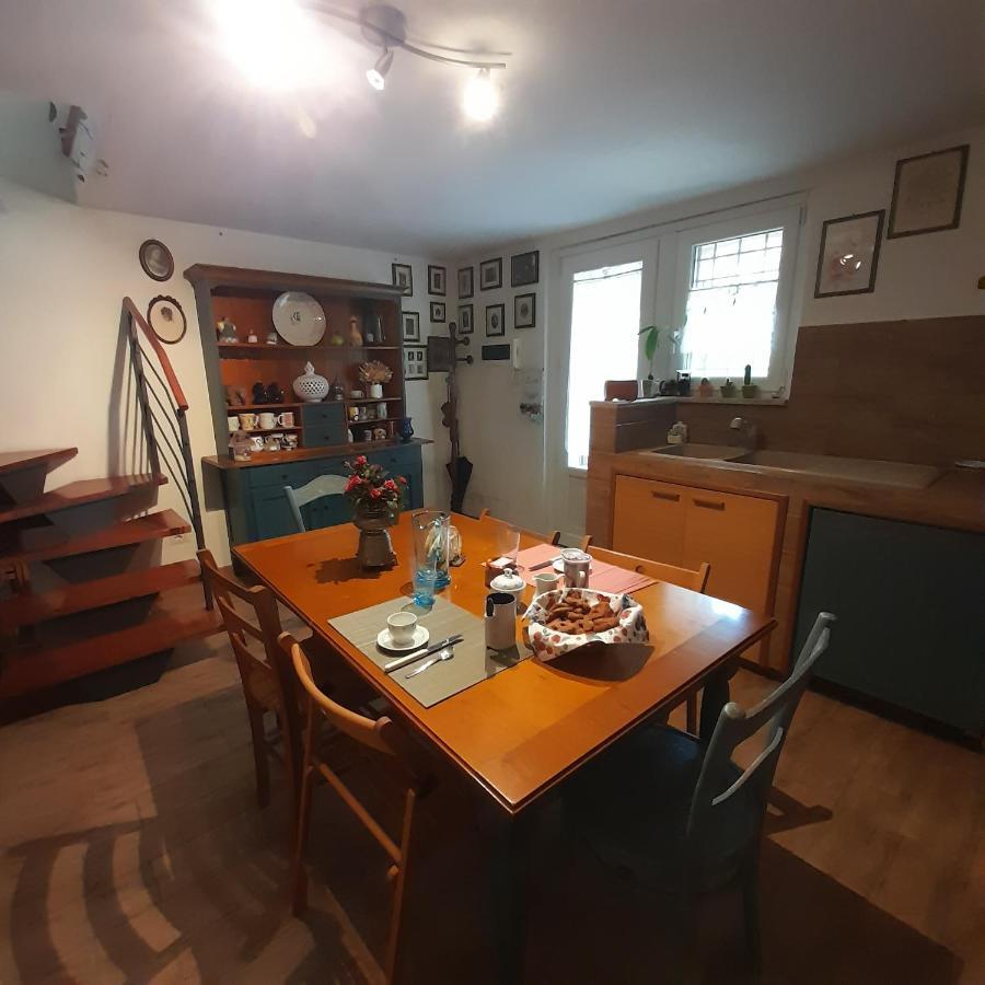 Il Glicine Hotel Sutri Luaran gambar
