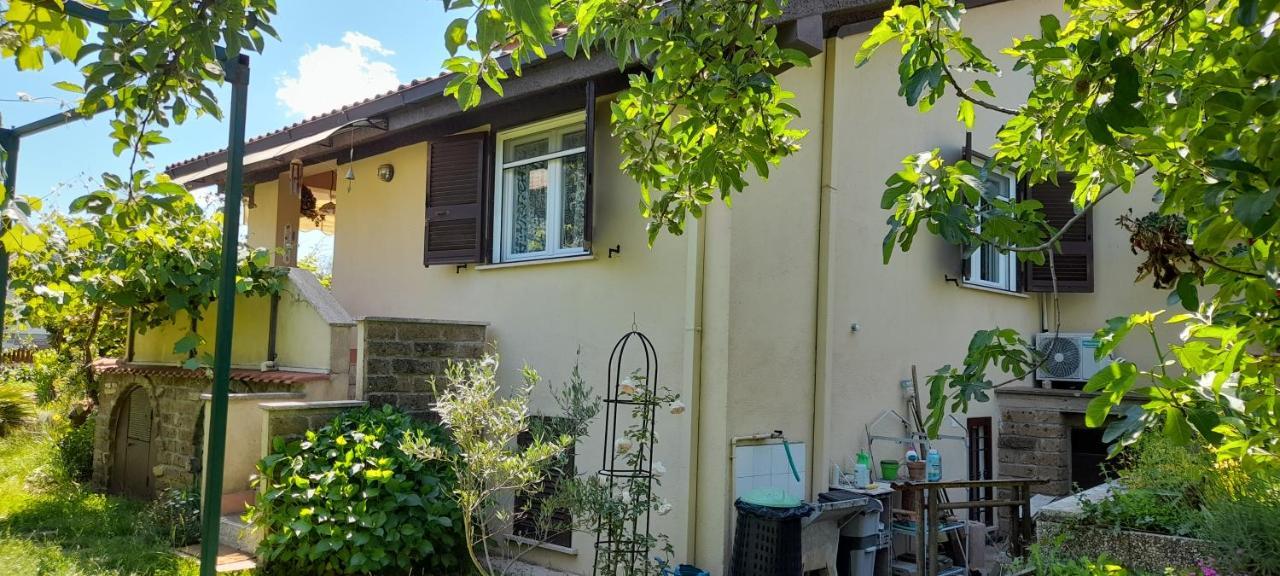 Il Glicine Hotel Sutri Luaran gambar